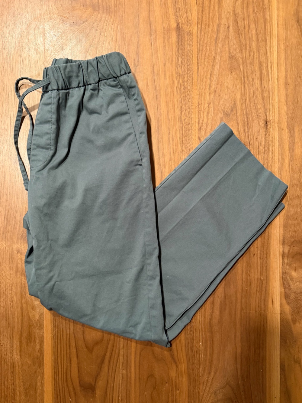 NWOT Cargo straight leg Zara pants olive green